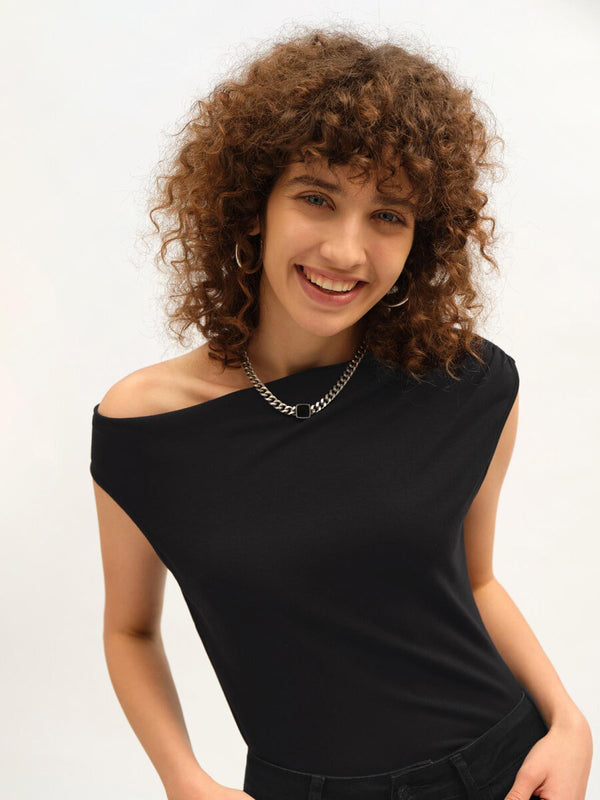 Plain Asymmetrical Neck Rib Tee